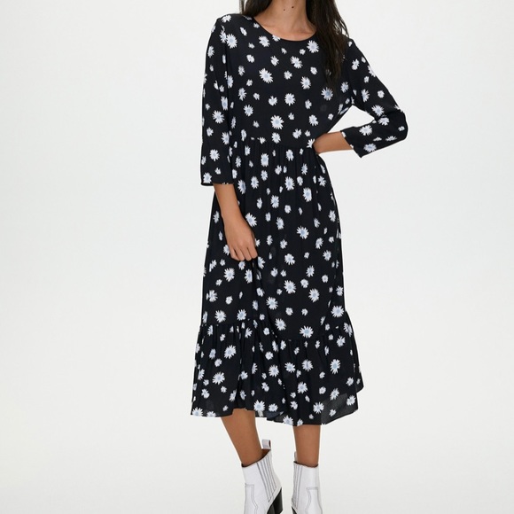 Little moon heartstrings dress - Picture 1 of 3